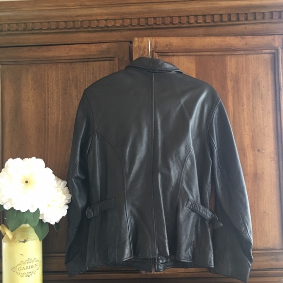 Leather coat - Picture 3 of 4